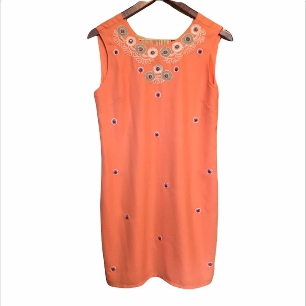 Yumi 2 / 4 coral sleeveless dress v back